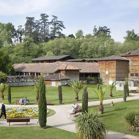 Spacieux T2 Renove Avec Balcon, Wifi Et Animaux Admis A - Fr-1-841-54 *