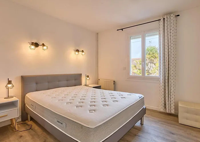 Spacieux T2 Renove Avec Balcon, Wifi Et Animaux Admis A - Fr-1-841-54 * Barbotan-les-Thermes