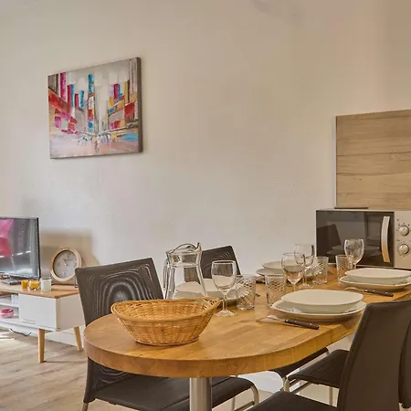 Spacieux T2 Rénové, Vue Nature, Balcon Sud, Wifi, Parking à Barbotan - Fr-1-841-54 Apartment *